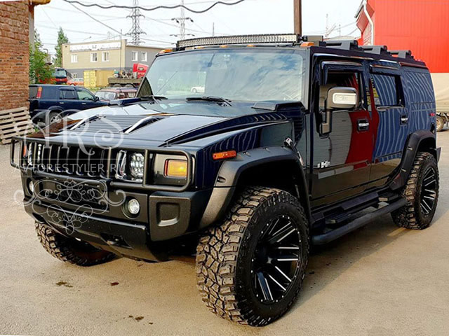 Wide corners of the front bumper Hummer H2, SUT