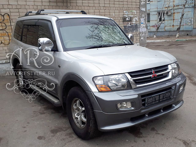 Накладка на передний бампер Mitsubishi Pajero 3 1999-2006