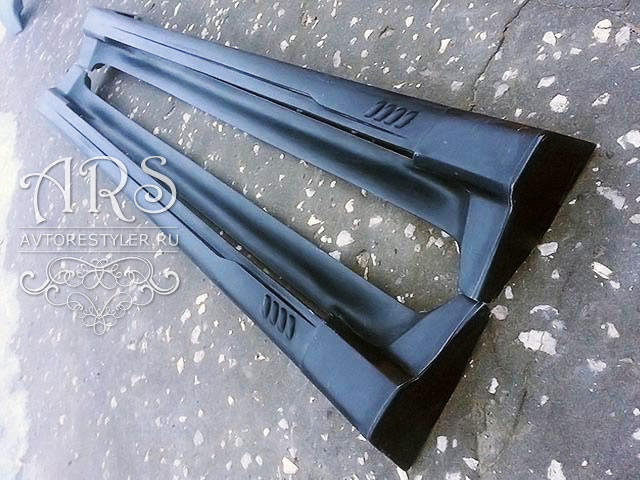 Side skirts Wald for Toyota Land Cruiser 200 2008-2015